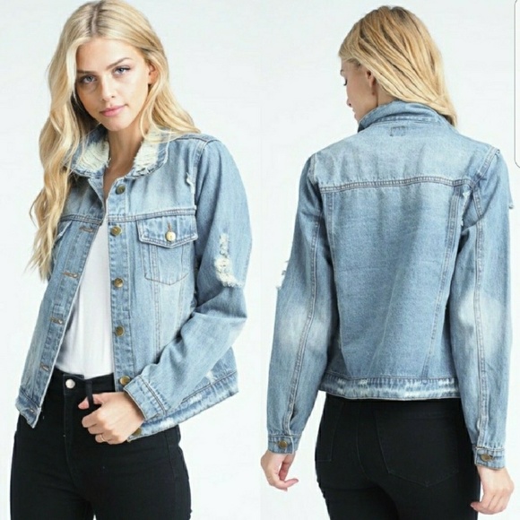 Last1 Host Pick๐Lightwash Distressed Denim Jacket - Picture 1 of 3